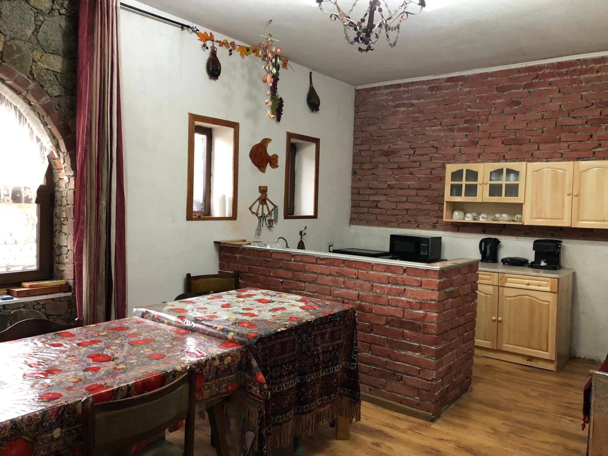 Лилянината Къща Villa Kalofer Exteriör bild