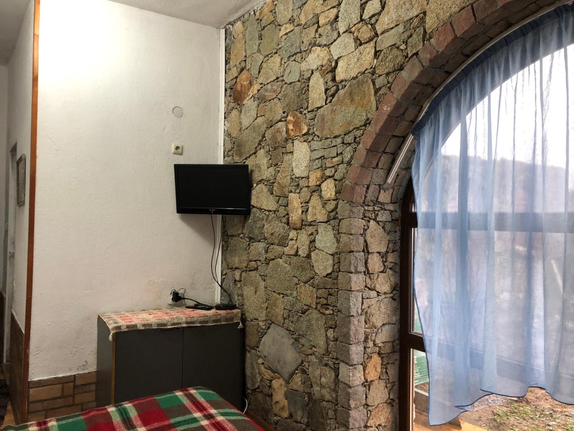 Лилянината Къща Villa Kalofer Exteriör bild